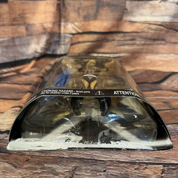 Luna Vachon WWE Classic Superstars S 13 Jakks Pacific Wrestling Action Figure - Picture 6 of 7